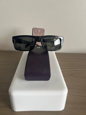 Oliver Peoples Basel OV5178-S Polarized Sunglasses Black 57-17-140 Italy.